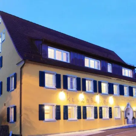 Klozbücher – Das Landhotel