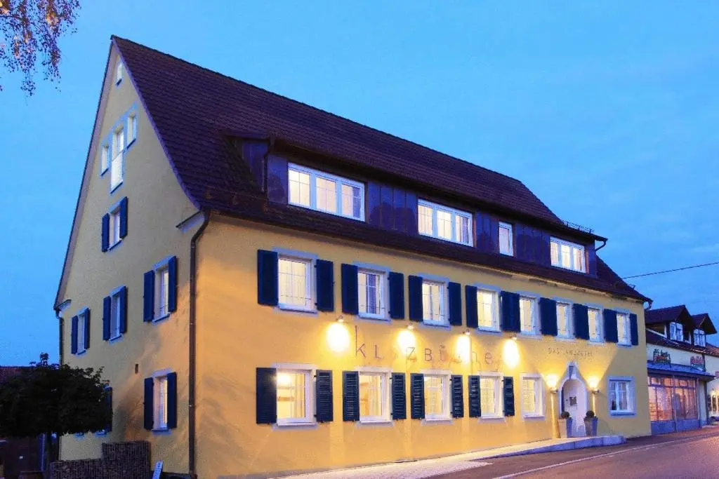 Klozbücher – Das Landhotel