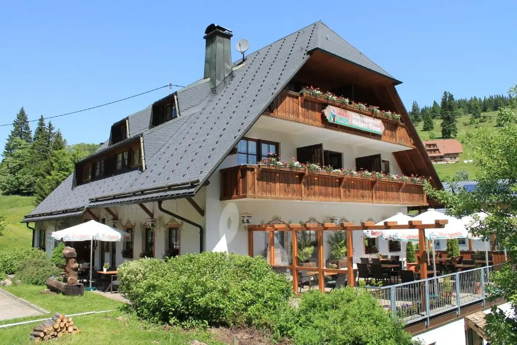 Hotel & Restaurant Grüner Baum – Die Grüne Oase Am Feldberg