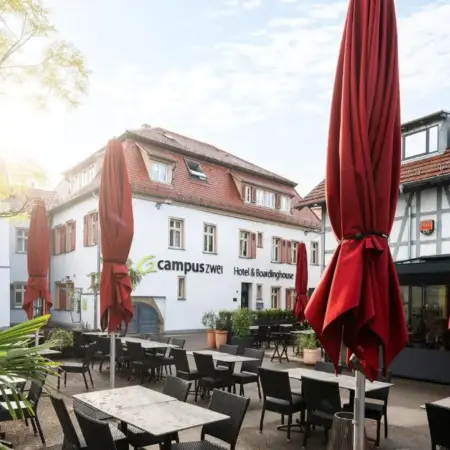 Hotel CampusZwei Komfortable Doppelzimmer & Apartments mit Küche Zentral in
Ludwigsburg ideal für Business & Langzeitaufenthalte 24h Check in Kinder bis 14
Jahre übernachten kostenlos