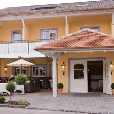 HIRSCH 1783 Hotel LANDHAUS