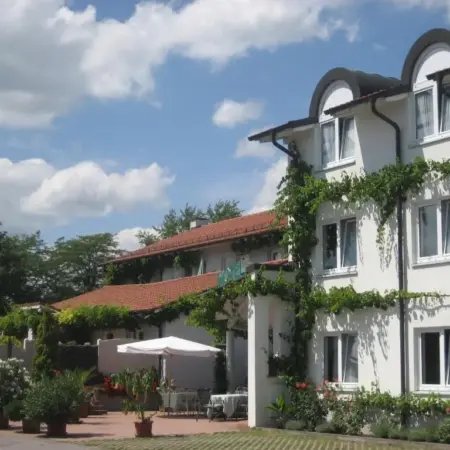 Lindner’s Hotel
