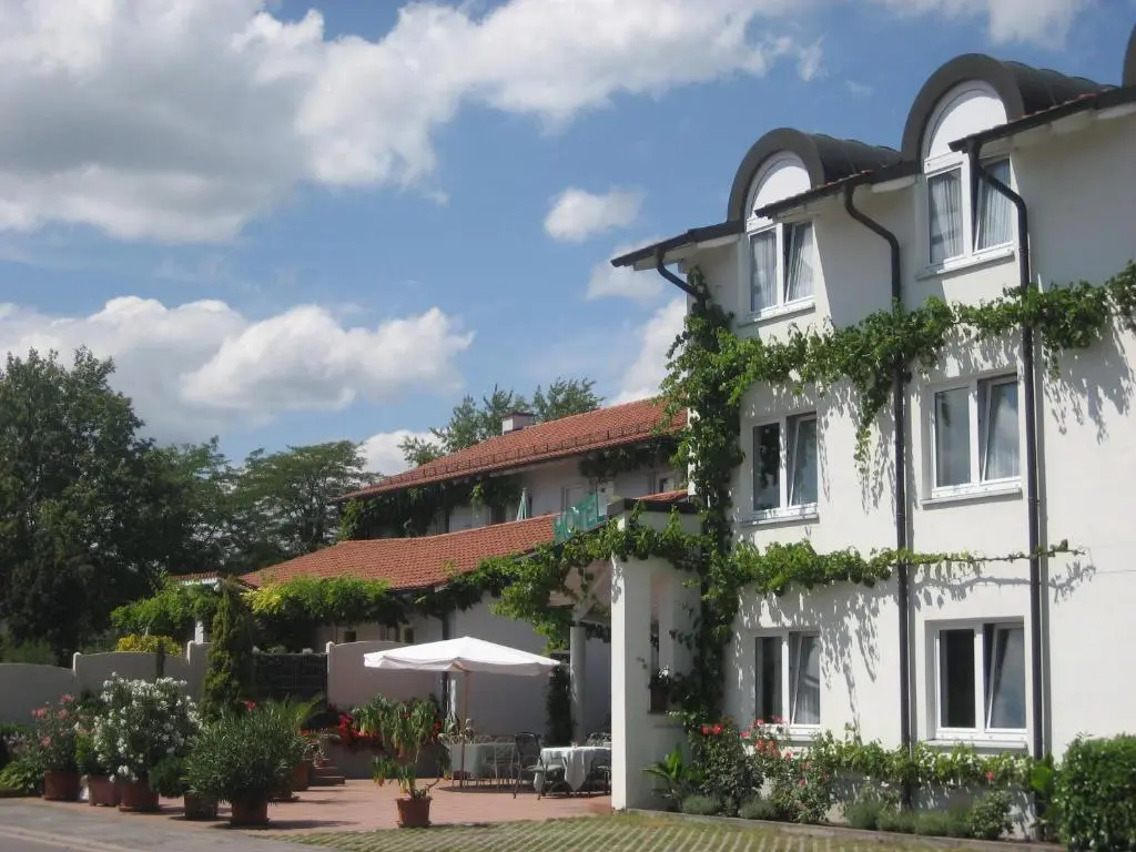 Lindner’s Hotel
