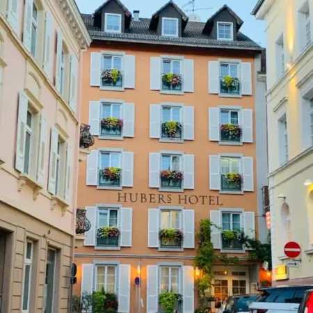 Huber’s Hotel