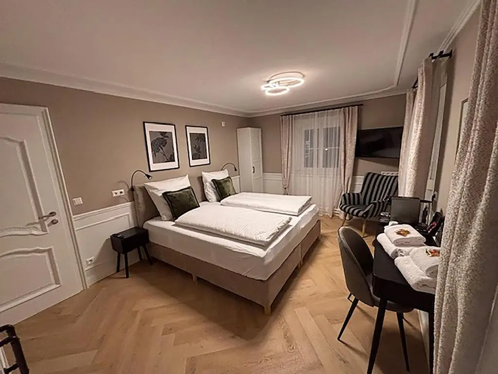 Hotel & Restaurant In der Breite