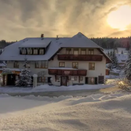Landhotel und Apartments Sonneck