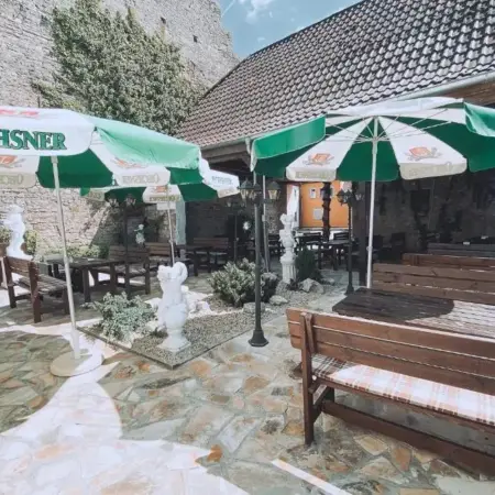 Landhotel „Schwarzach am Main“