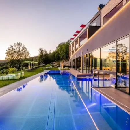 Hüttenhof – Wellnesshotel & Luxus-Bergchalets – Adults only