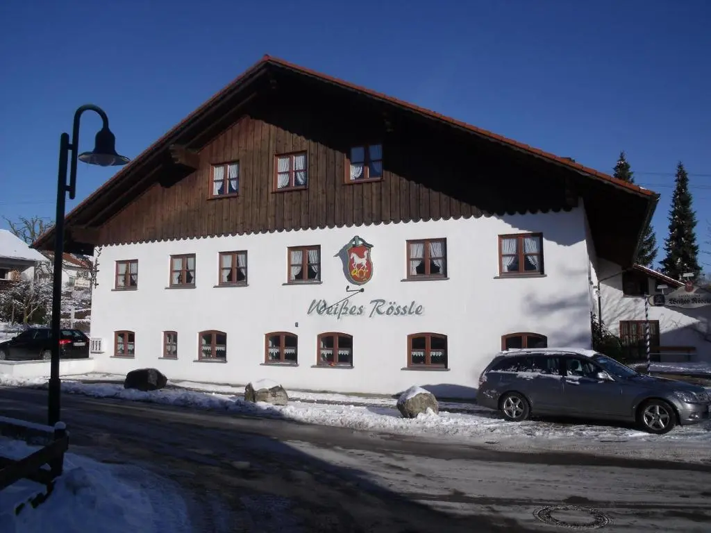 Landhotel Weißes Rössle – Restaurantbetrieb von Donnerstag bis Sonntag