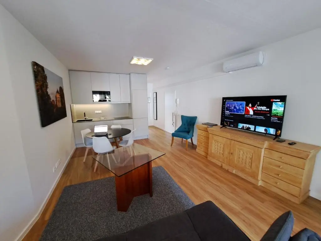 East Park Apartments Baumkirchner Str 18
