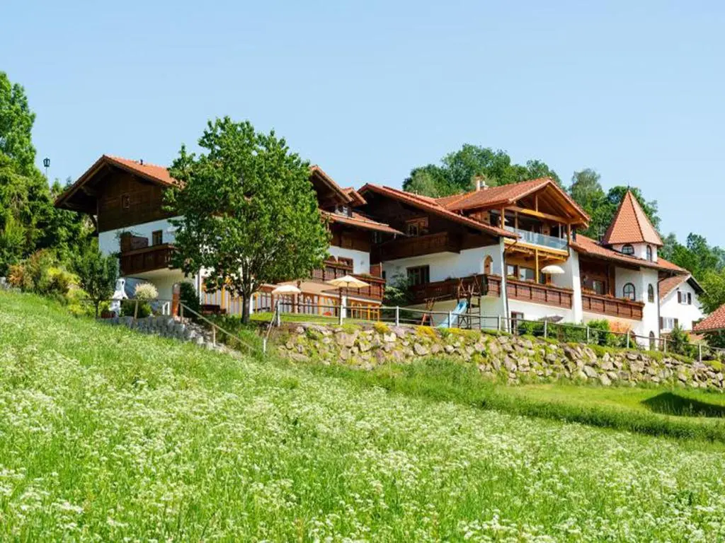 Wellness Ferienwohnungen Zellertalblick