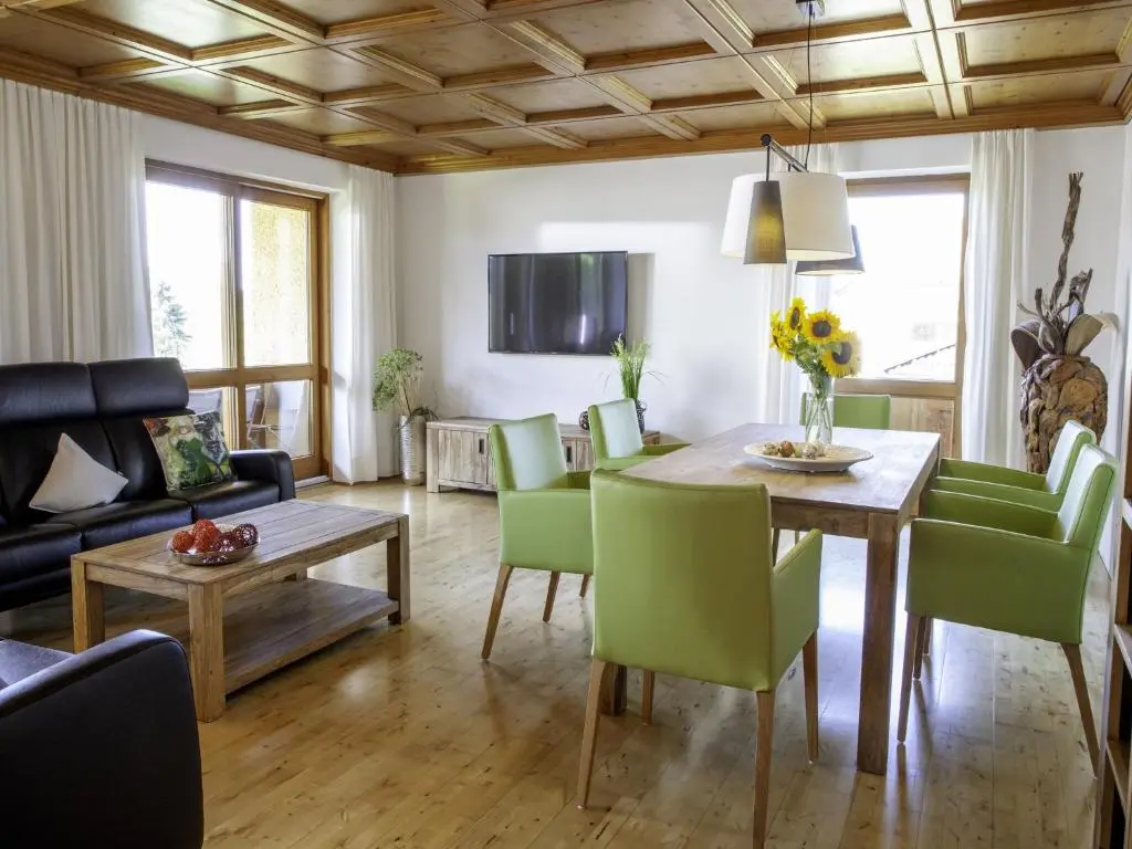 Cozy Apartment in Ruhmannsfelden with Swimming pool
