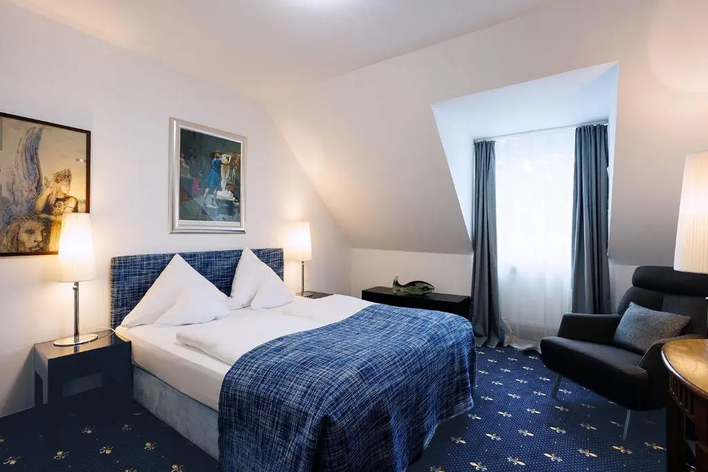 Hotel Nymphenburg City – München