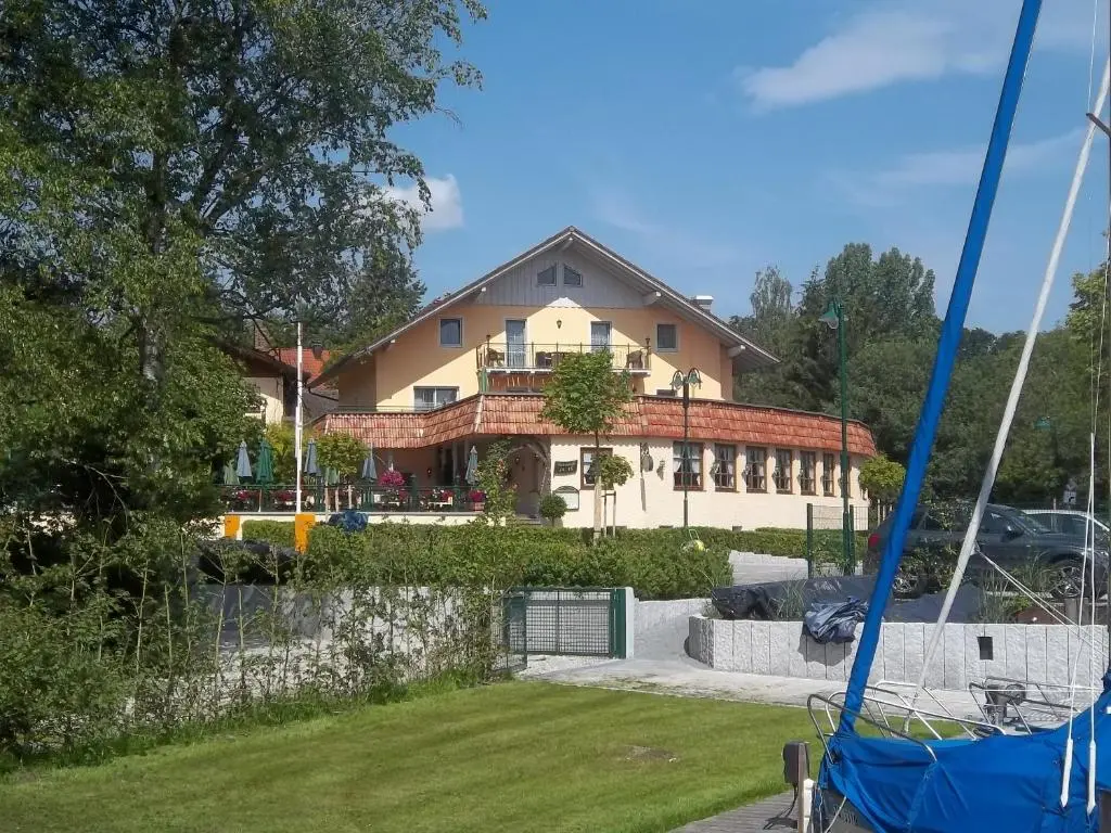 Hotel Mutz Garni