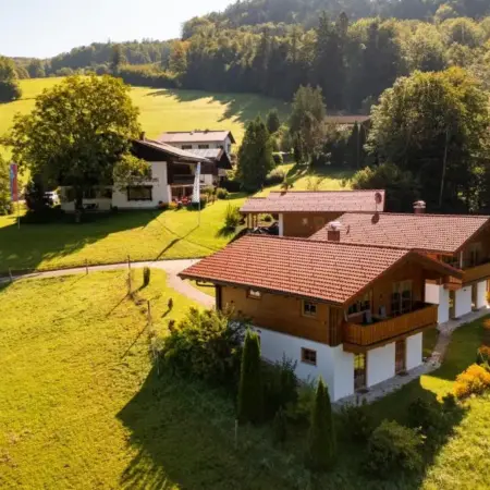 Hotel & Chalets Lampllehen