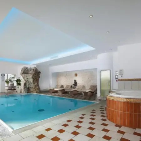 Alpenhotel Weiherbach Berchtesgaden Hallenbad und Sauna