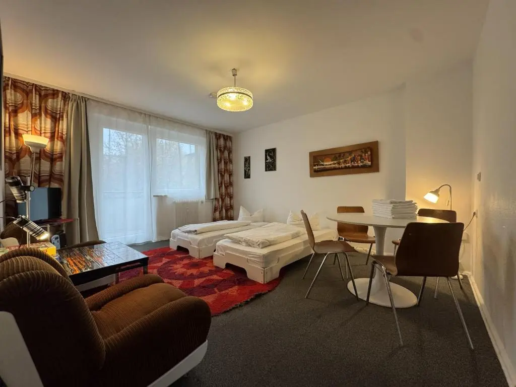M M Central Apartments – Free Parking – Vintage Style
