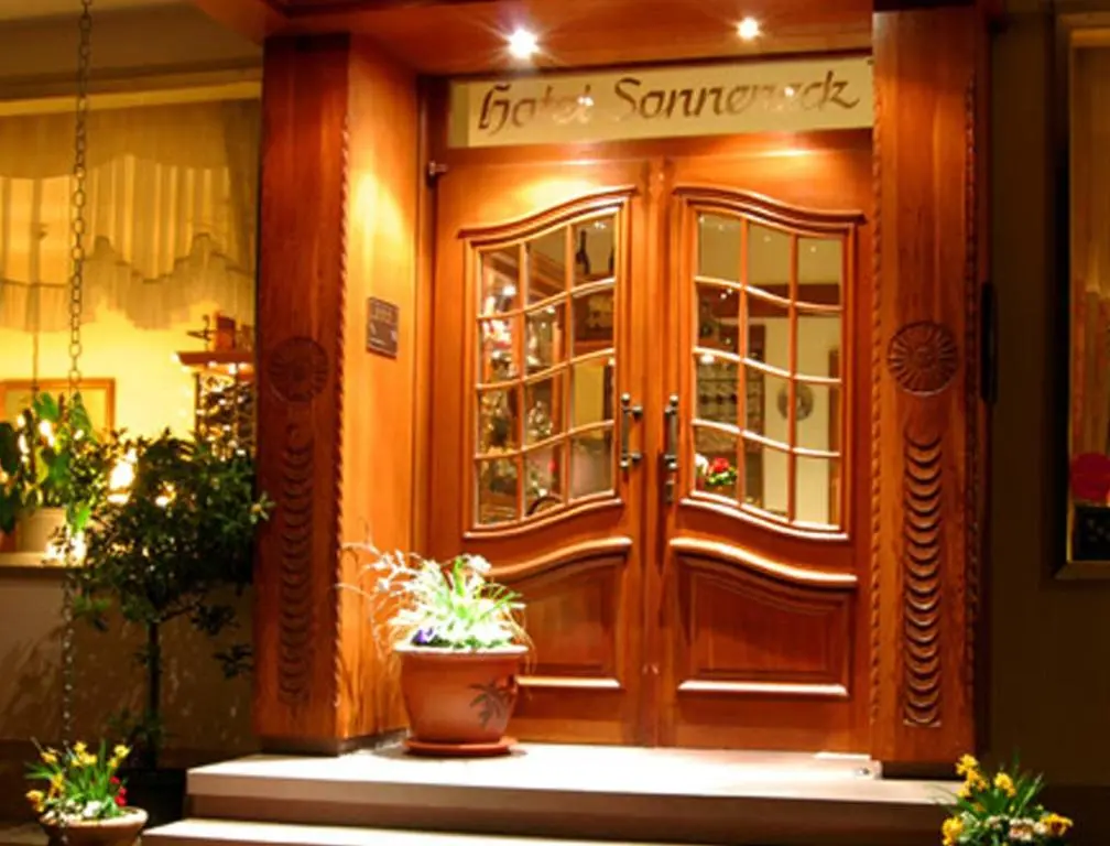 Landhotel Sonneneck – Breuna im Naturpark