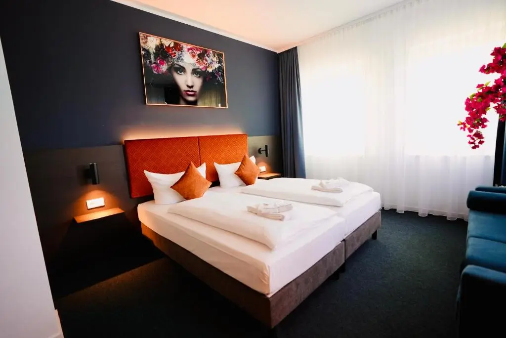 Arthotel Ambassador Wiesbaden – FREE PARKING