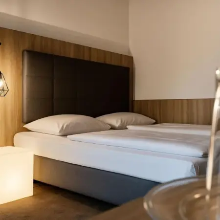 Plaza Hotel & Living Frankfurt