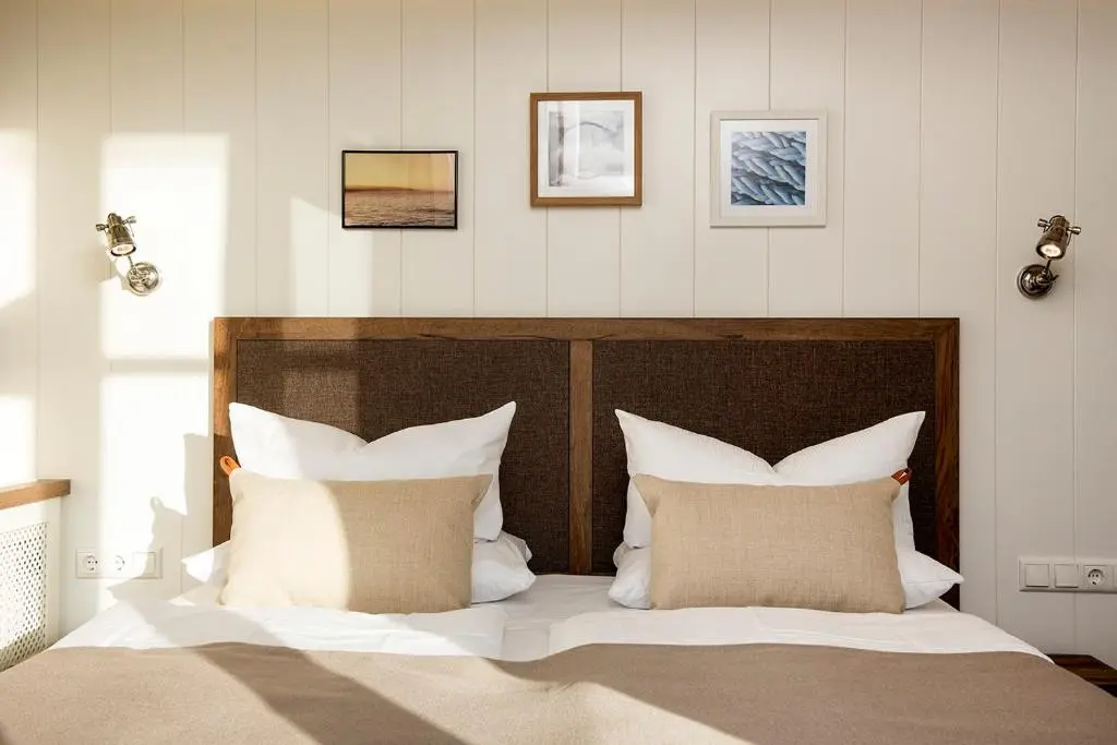 LOEV – VELA Hotels