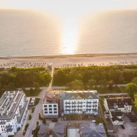 Strandhotel Heringsdorf mit Soleaußenpool 30 Grad