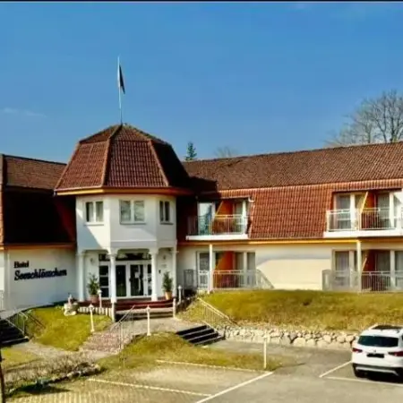 Hotel garni SEESCHLÖSSCHEN