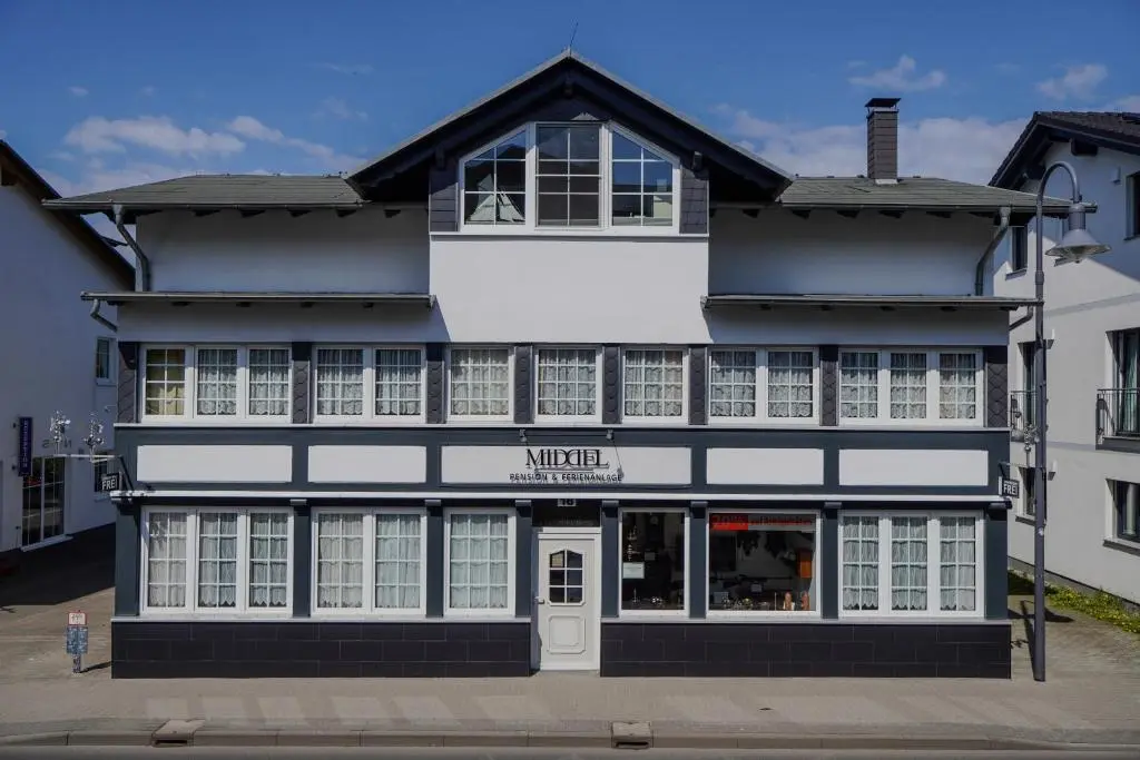 Pension Middel