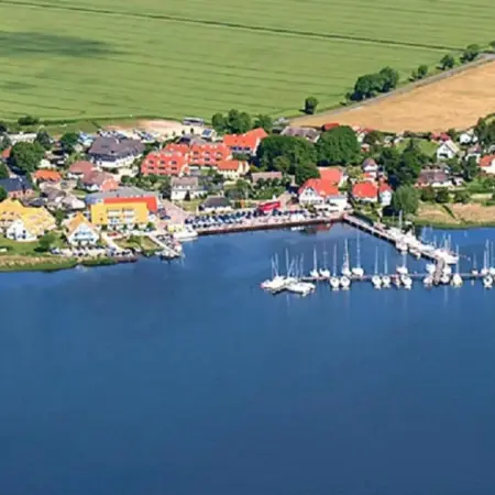 Hotel- & Ferienanlage Kapitäns-Häuser Breege