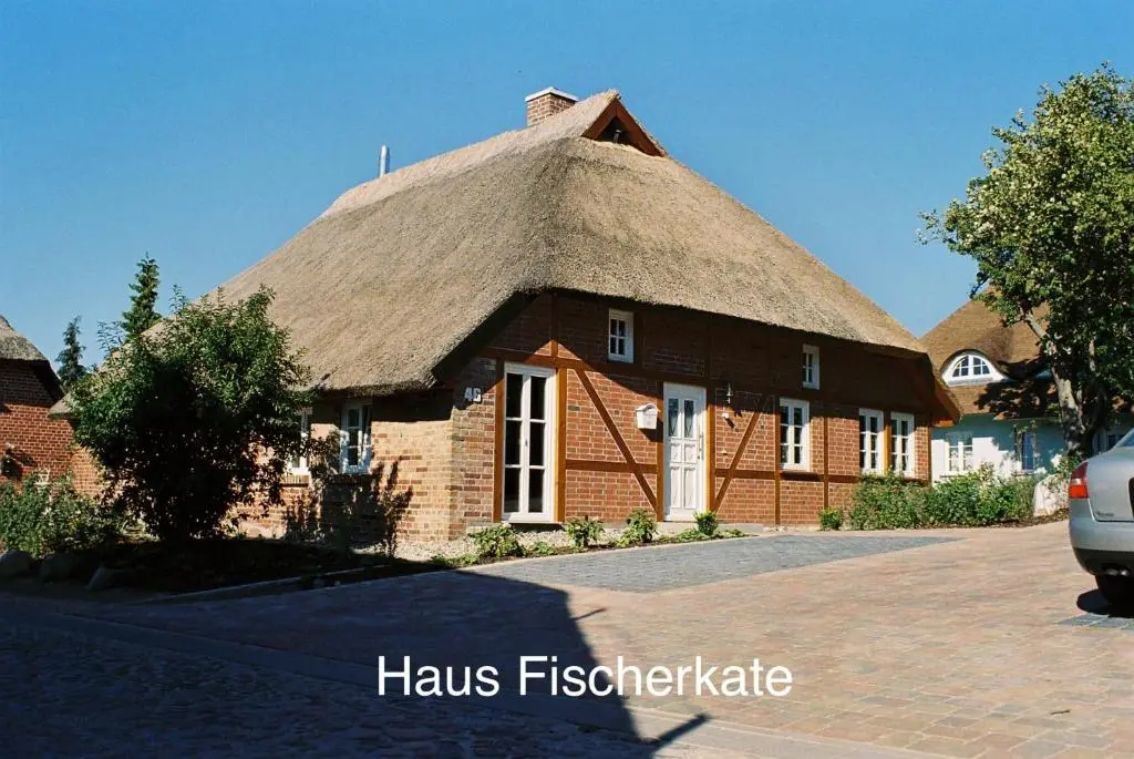 Alte Fischerkate und Möwennest