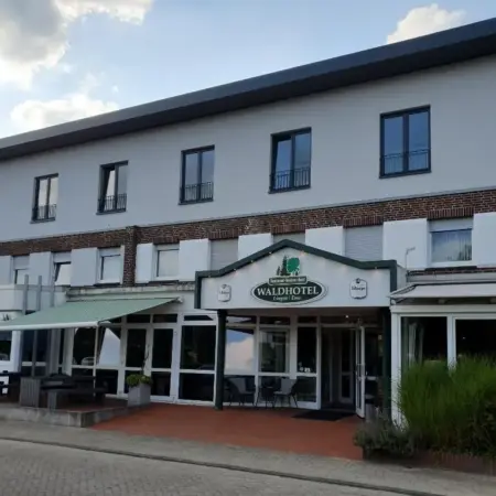 Waldhotel