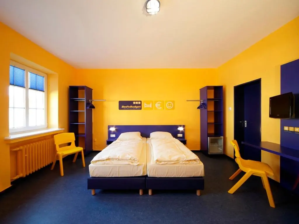 Bed’nBudget Expo-Hostel Rooms