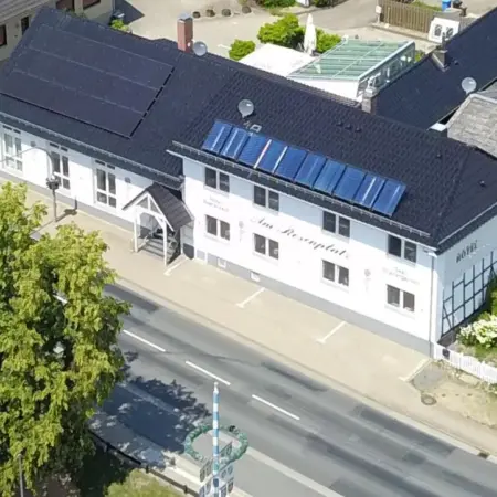 Hotel am Rosenplatz,24 Stunden Check in, Küche, kostenfreie Parkplätze