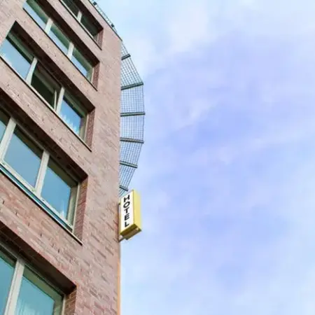 Hotel NEAR BY