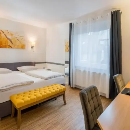 Schäfers Hotel, Self-Check-in, gratis Bäckerfrühstück