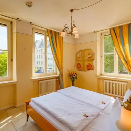 XII Apostel Albergo