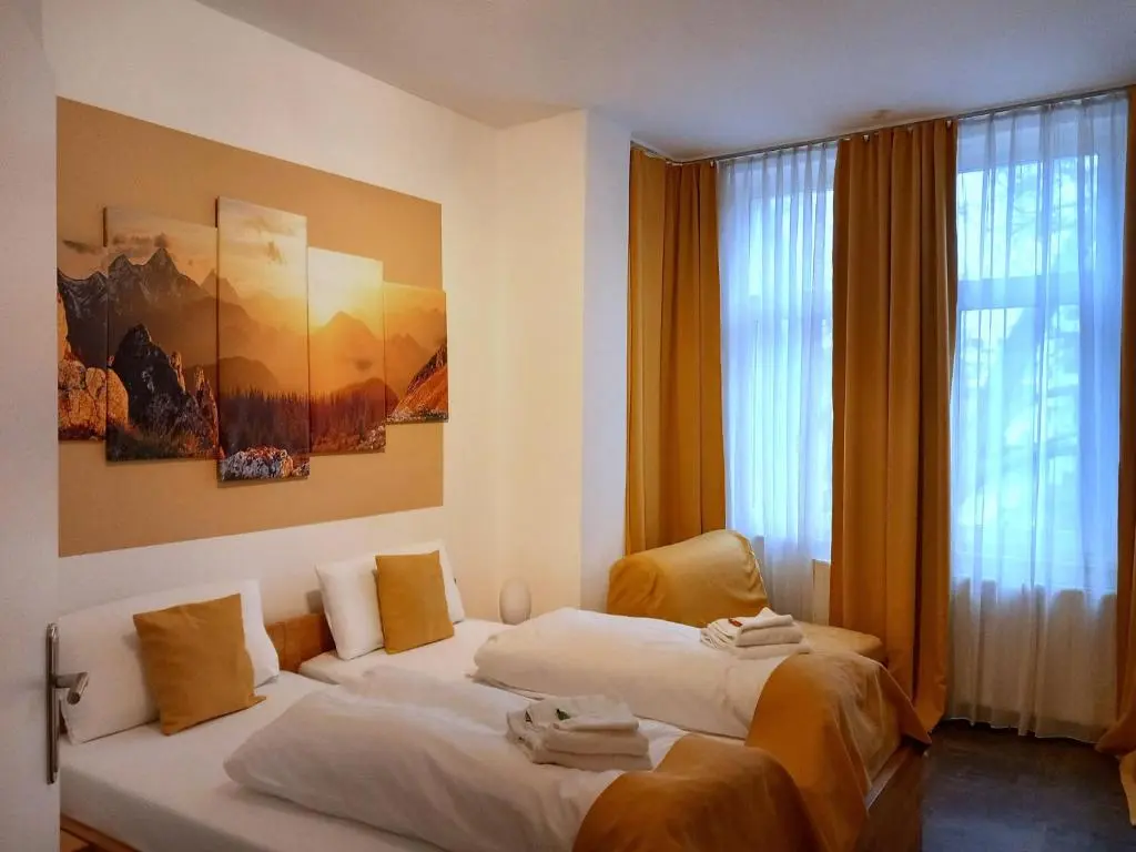 Hotel Karolinger – Self Check-In