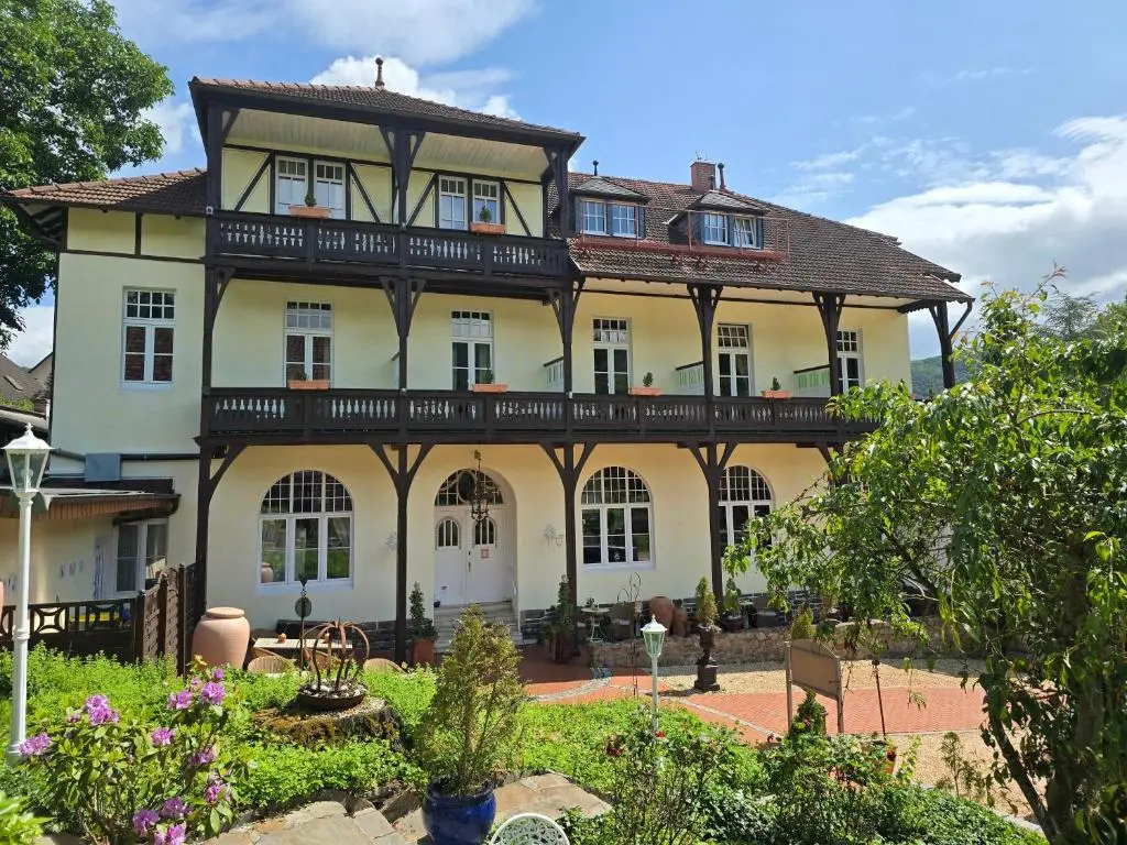 PARK VILLA zentral am Mittelrhein Zimmer&Apartments Self check in Aparthotel