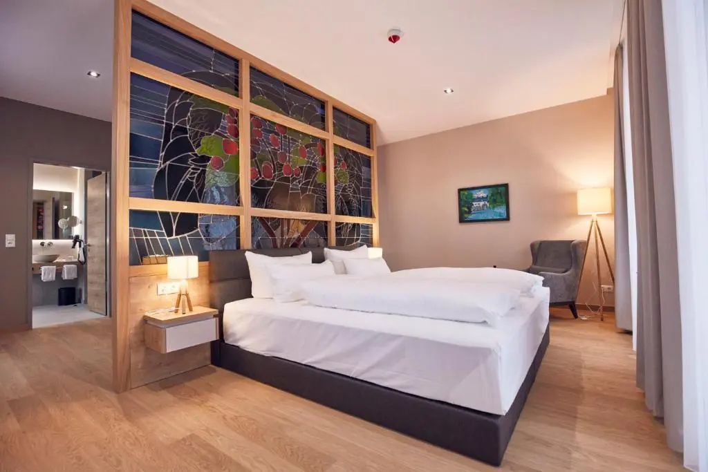 Seehotel Maria Laach