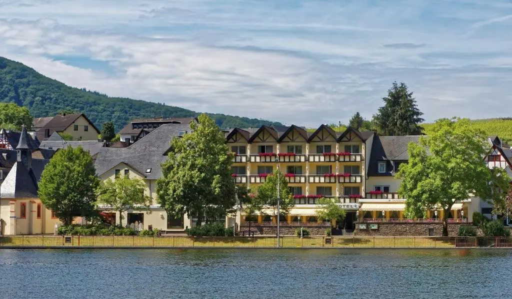 Moselstern-Hotel „Weinhaus Fuhrmann“