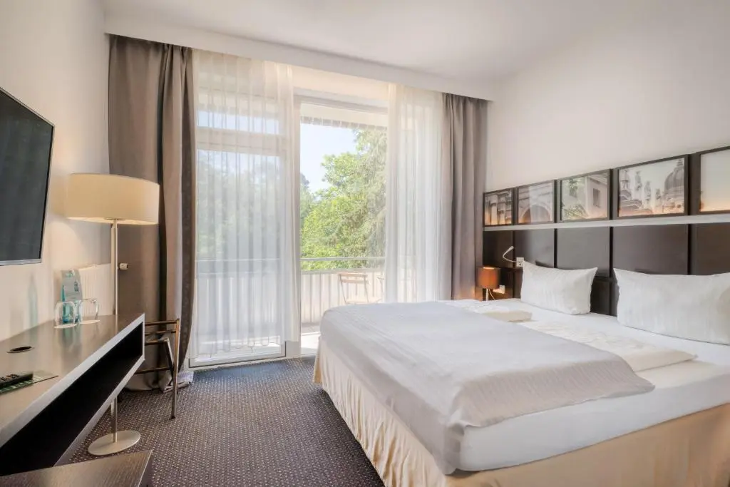 Waldhotel