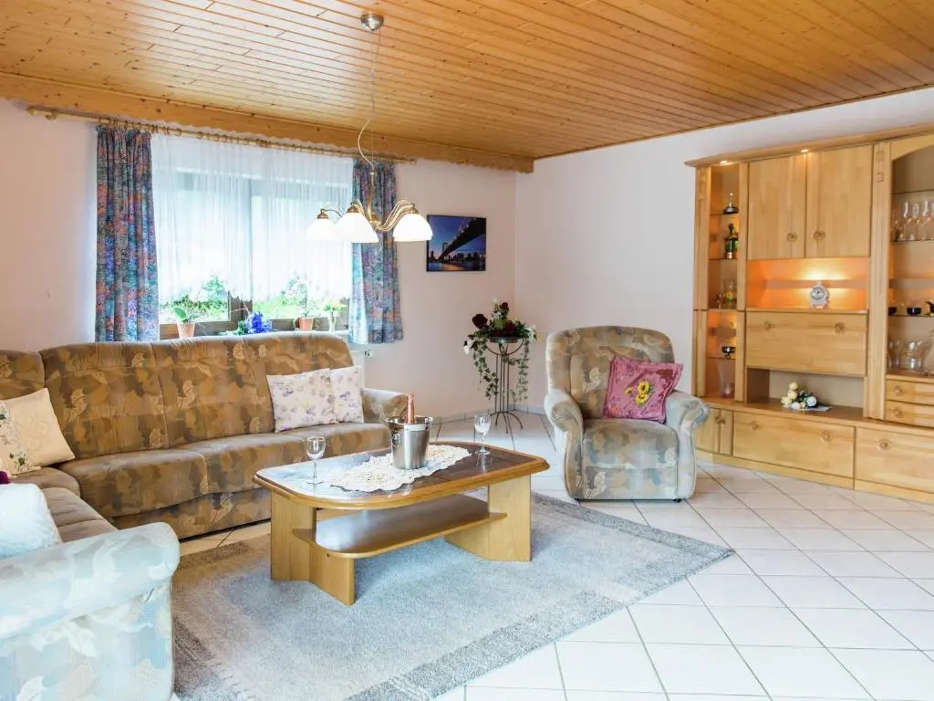Erdgeschosswohnung in ruhiger Lage