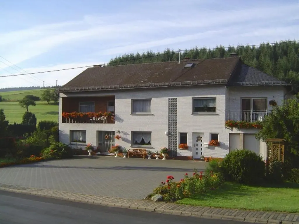 Modern apartment with 2 bathrooms in Lirstal