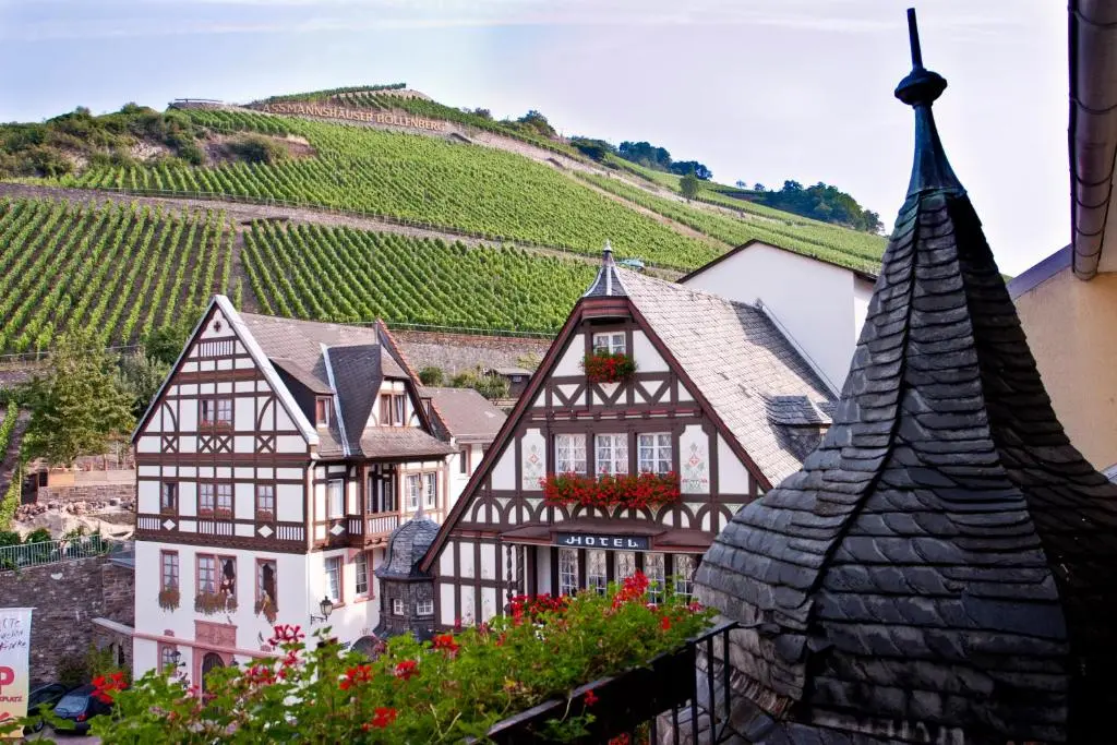 AKZENT Hotel Berg’s Alte Bauernschänke- Wellness und Wein
