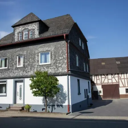 Farmhouse Escape in Haserich