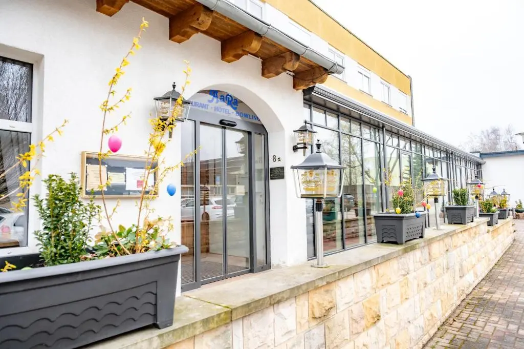 AaRa Hotel