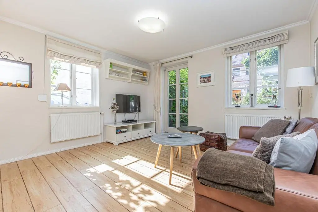 fewo1846 – Gerty Molzen – barrierearme 2-Zimmer-Wohnung mit Terrasse im
Stadtzentrum