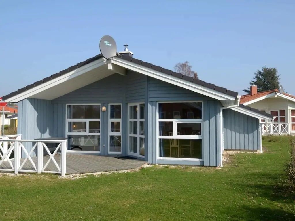 6 person holiday home in GROEMITZ