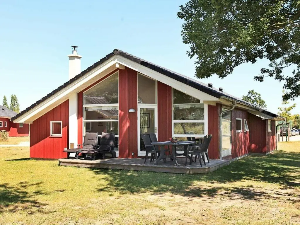 8 person holiday home with roofed terrace