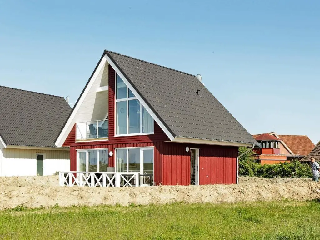 8 person holiday home in Wendtorf